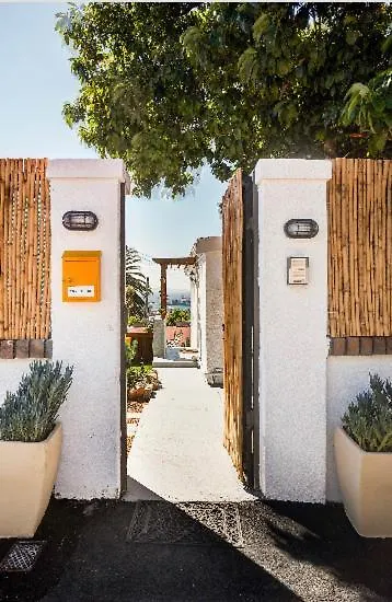 Walmer Cottage - Cute & Pet Friendly ケープタウン 0*,  南アフリカ