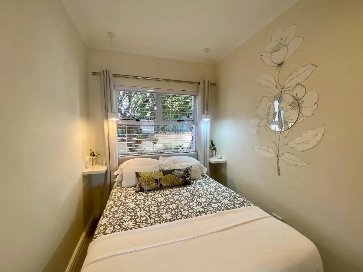 別荘 Walmer Cottage - Cute & Pet Friendly ケープタウン